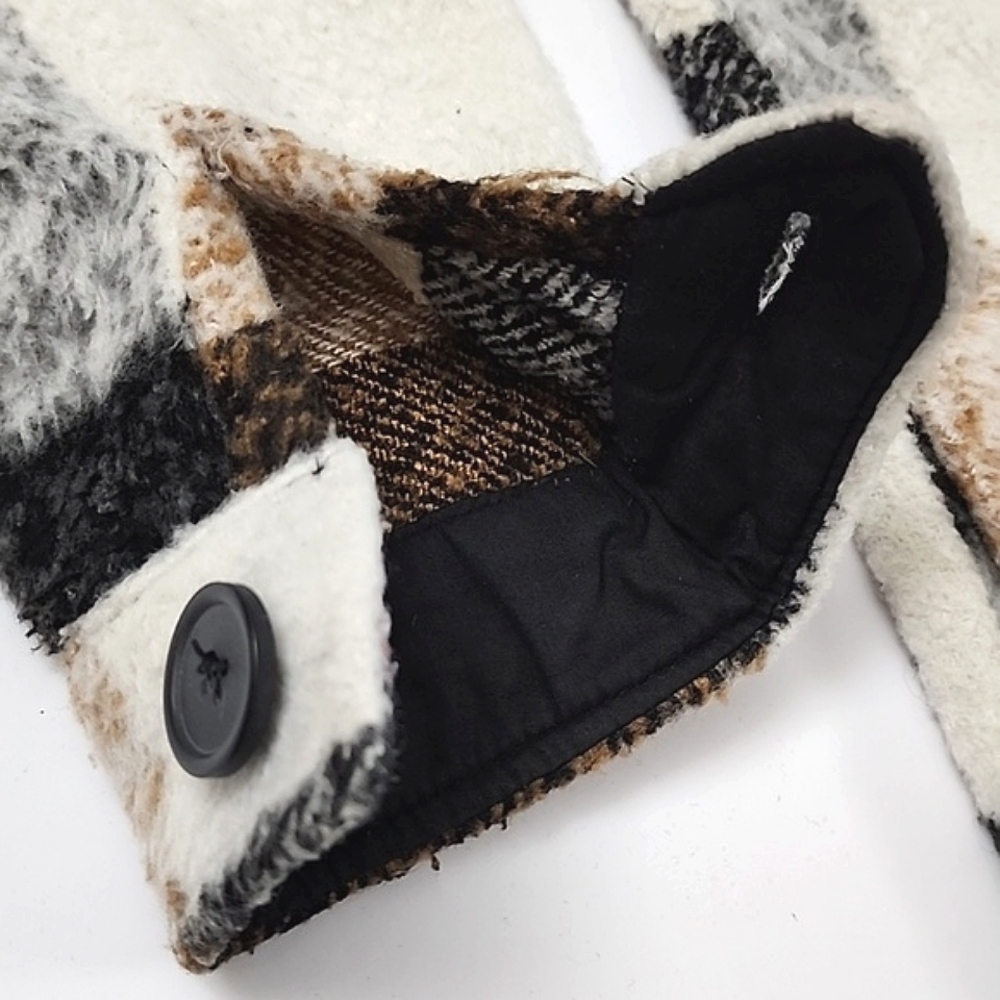 Plaid Women's Jacket - Black, White, Tan - Picture 7 of 16